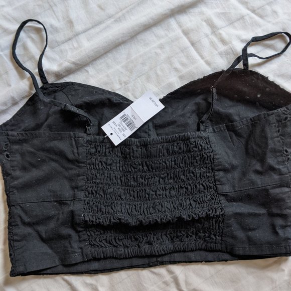 BNWT sweetheart neckline eyelet crop - Picture 2 of 2